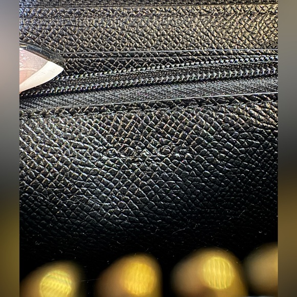 COACH ACCORDION ZIP WALLET IN CROSSGRAIN LEATHER - Picture 7 of 12